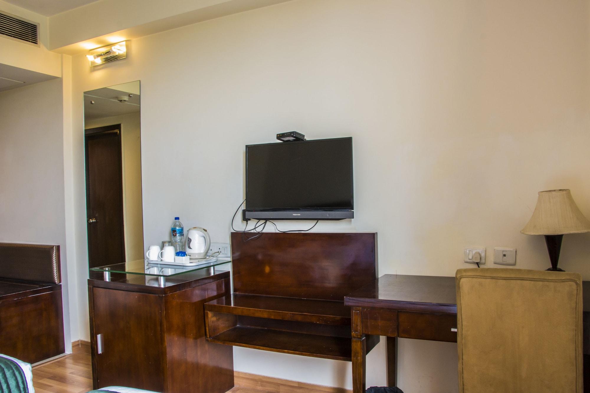 Rosemallow Hotel New Delhi Exterior photo