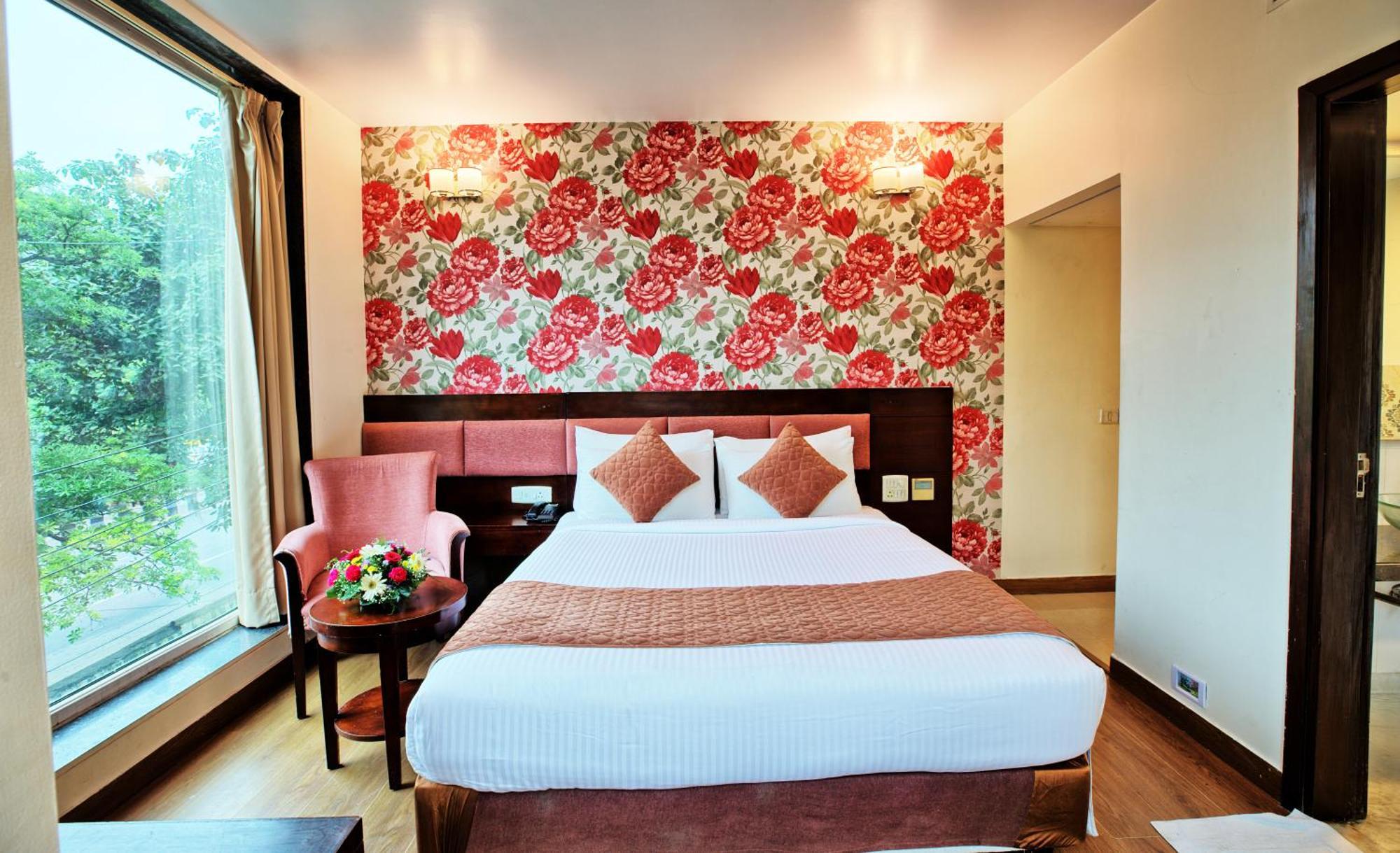 Rosemallow Hotel New Delhi Exterior photo