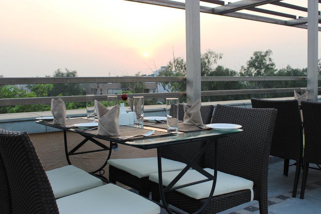 Rosemallow Hotel New Delhi Exterior photo
